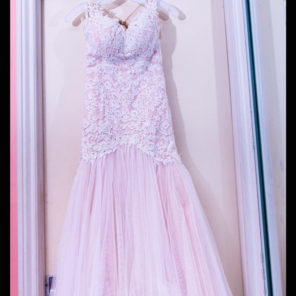 davids bridal gown